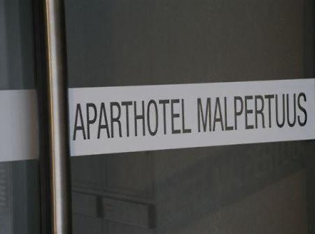 Aparthotel Malpertuus Aalst Eksteriør bilde